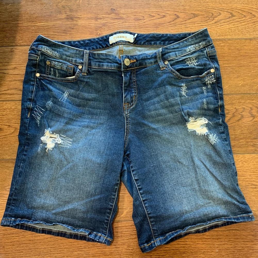 Torrid Size 16 Shorts
